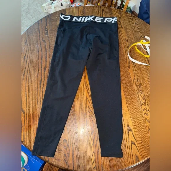 NWT Nike Pro Legging - Picture 5 of 5
